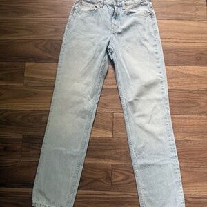 Zara 90’s Straight Leg Jeans | Size 4 | Light Wash